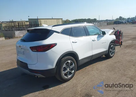 2024 Chevrolet Blazer Fwd 2Lt from USA, damaged, VIN 3GNKBCR47RS128291